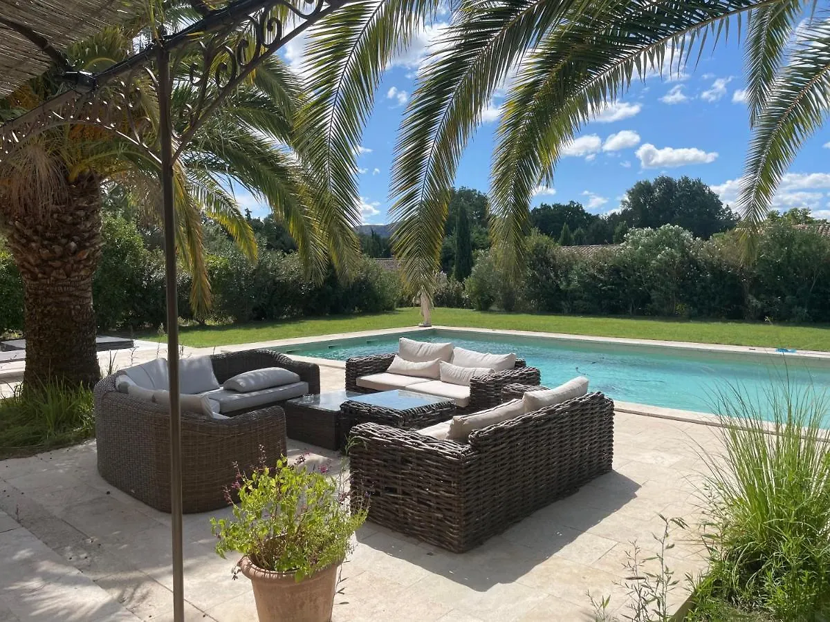 Appartement Dans Bastide A Saint Remy De Provence