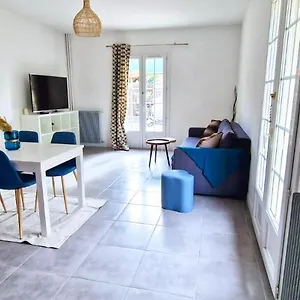 Hébergement de vacances Maison Confort, Terrasse & Jardin, Parking, Plan-de-Cuques